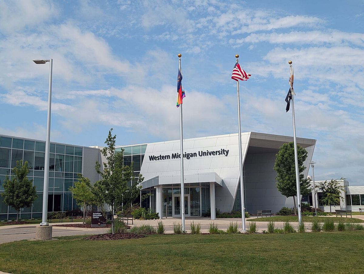 Bistro BTL — Aviation Education Center, Battle Creek
