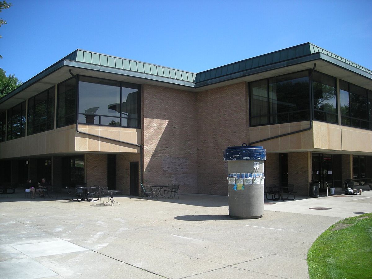 Blue Market Pierpont Commons